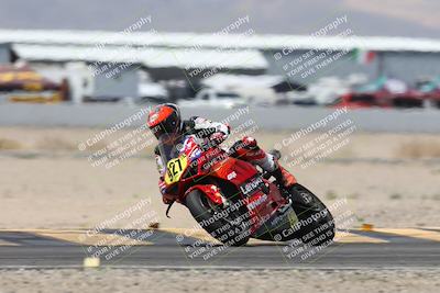 media/Apr-18-2025-CVMA Friday Practice (Fri) [[88baa45499]]/Racer 2/Session 5 (Turn 14 Tip In)/
